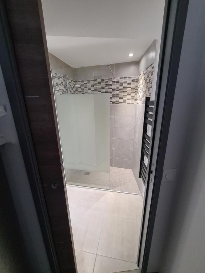 Les Logis Du Rempart Apartment โลช ภายนอก รูปภาพ